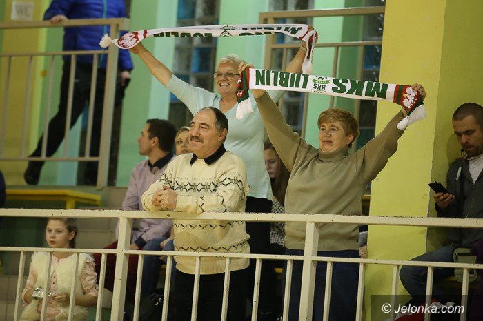 po-starciu-z-mistrzem-z-podniesiona-gowa-foto-61594