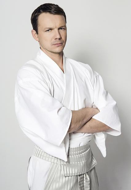 prapremiera-singli-po-japonsku-w-goebiewskim-foto-61601