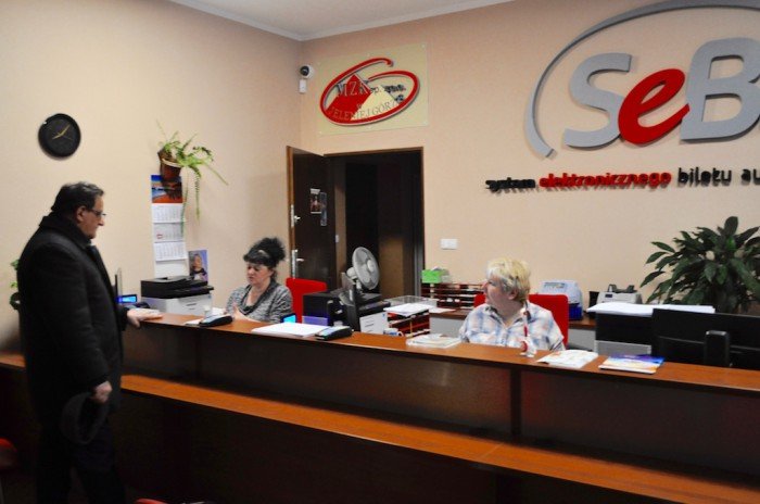 ponad-poowa-klientow-mzk-z-biletem-elektronicznym-foto-61602