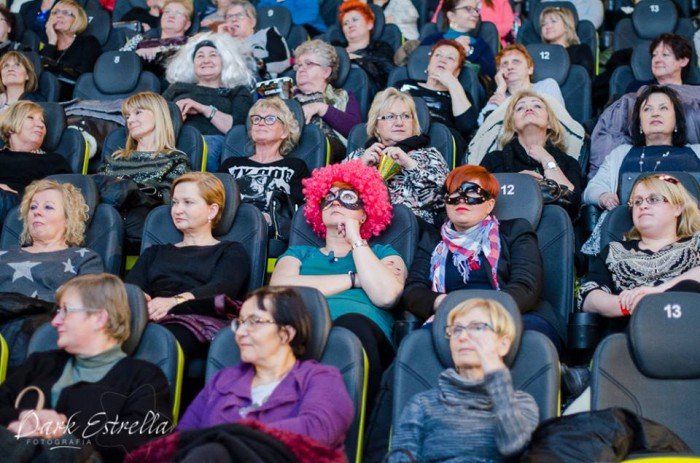 odlotowe-kino-kobiet-na-planecie-singli-61628