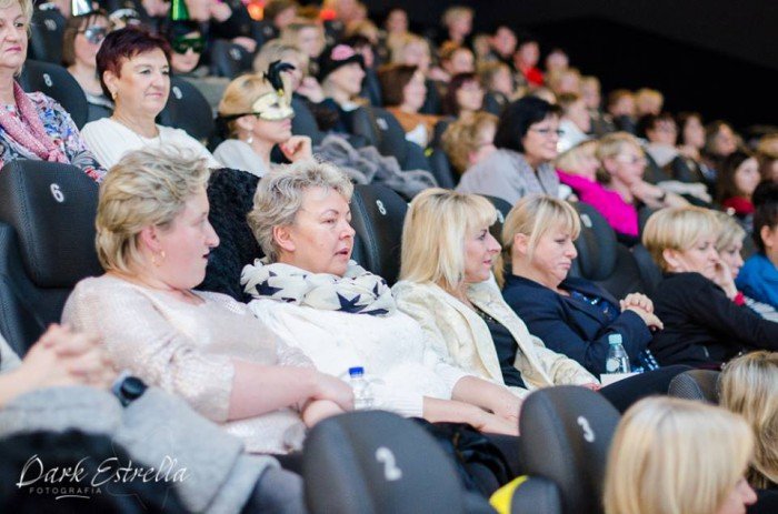 odlotowe-kino-kobiet-na-planecie-singli-61628