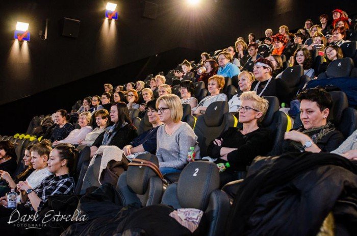 odlotowe-kino-kobiet-na-planecie-singli-61628