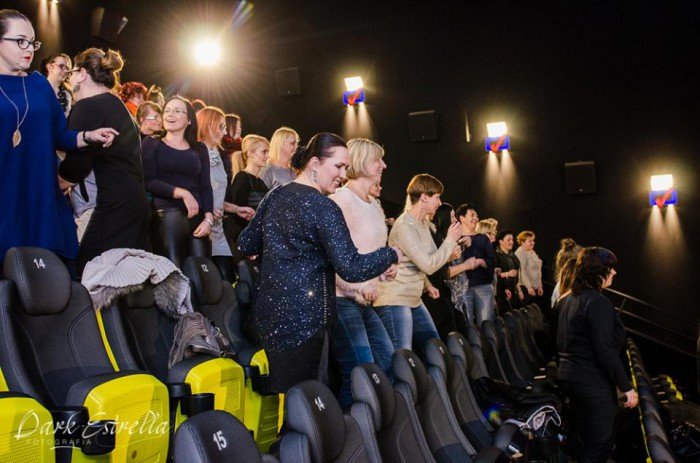 odlotowe-kino-kobiet-na-planecie-singli-61628