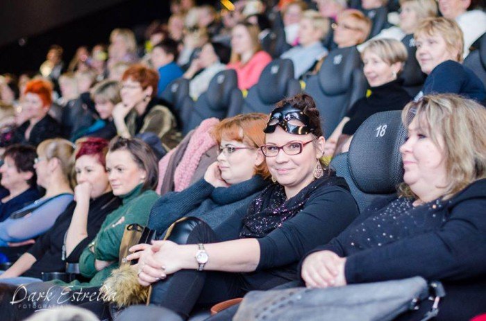 odlotowe-kino-kobiet-na-planecie-singli-61628