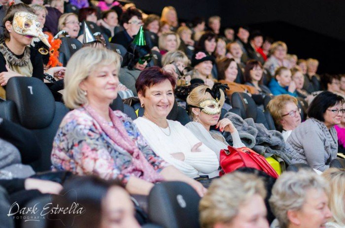 odlotowe-kino-kobiet-na-planecie-singli-61628