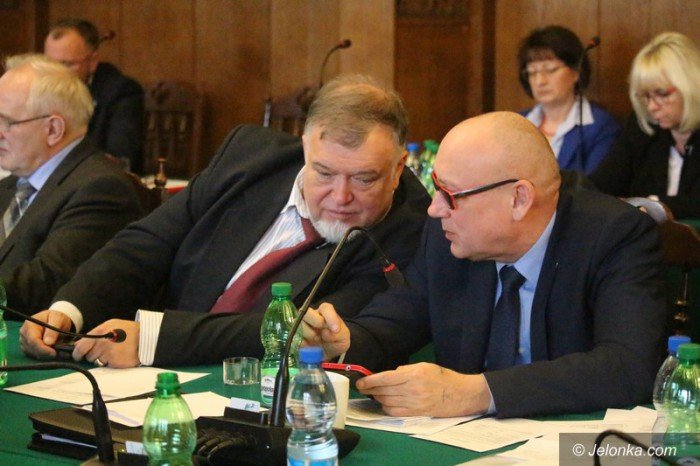 debata-w-sprawie-podwyzki-cen-wody-przerwana-foto-61629