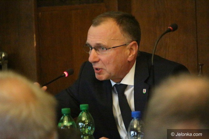 debata-w-sprawie-podwyzki-cen-wody-przerwana-foto-61629
