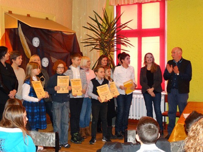 po-powiatowych-zmaganiach-recytatorskich-w-mdk-foto-61636