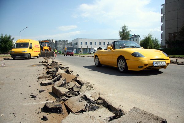 remonty-drog-na-pierwszym-planie-6176