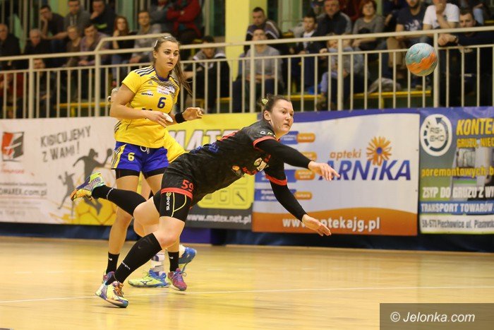 pojedynek-bramkarek-przy-zotniczej-foto-61776