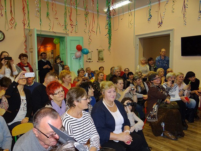 przedszkolaki-ugosciy-swoje-babcie-i-dziadkow-foto-61784