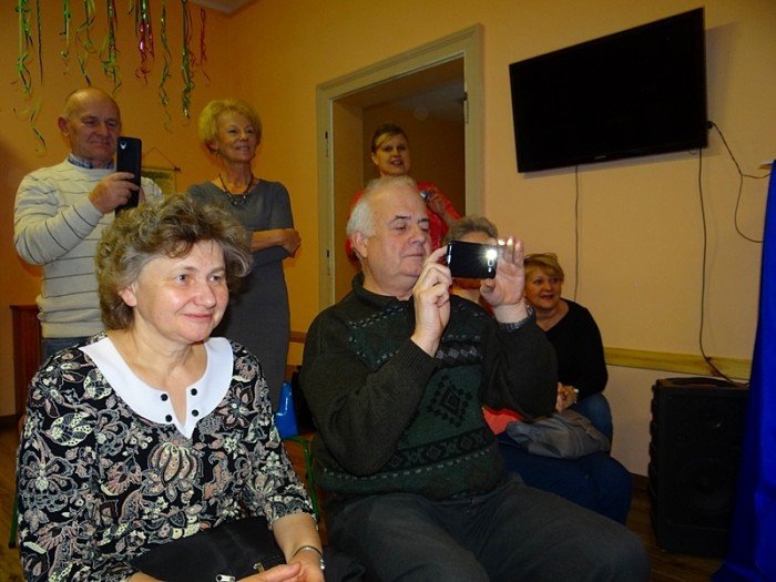 przedszkolaki-ugosciy-swoje-babcie-i-dziadkow-foto-61784