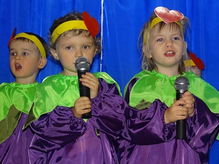 przedszkolaki-ugosciy-swoje-babcie-i-dziadkow-foto-61784