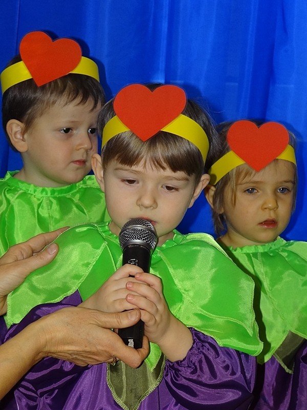 przedszkolaki-ugosciy-swoje-babcie-i-dziadkow-foto-61784