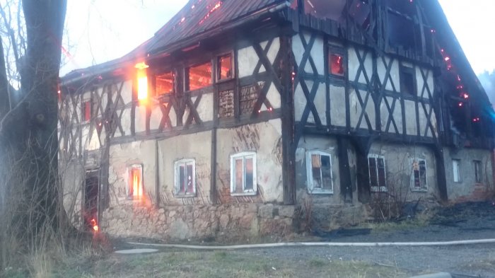 pozar-skansenu-w-kowarach-aktualizacja-foto-61802