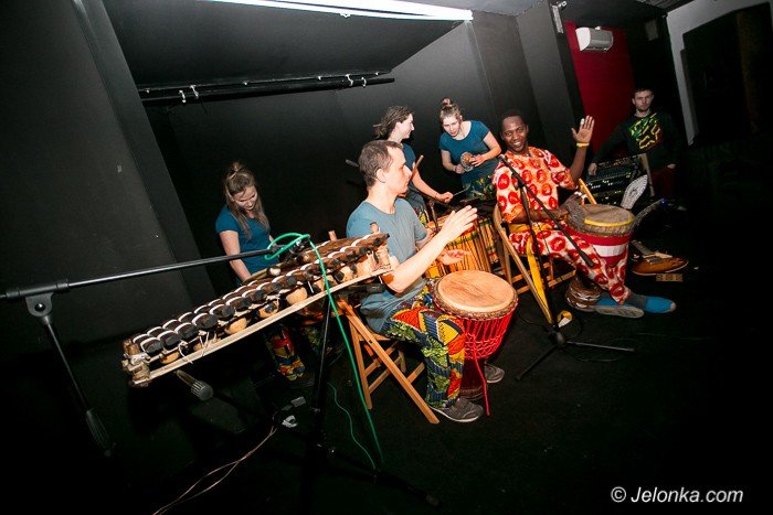 w-kwadracie-jak-w-gwinei-foto-61829