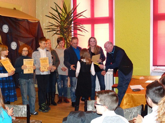 w-modziezowym-domu-kultury-sporo-sie-dzieje-foto-61852