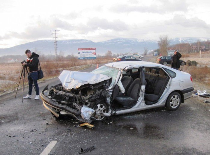 grozny-wypadek-na-drodze-do-karpacza-foto-61857