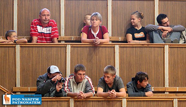 Trener Sudetów Ireneusz Taraszkiewicz często nie zgadzał sie z decyzjami arbitrów.