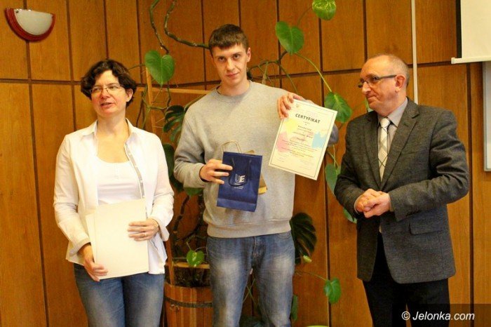 ue-studenci-z-ukrainy-z-wizyta-w-jeleniej-gorze-foto-61993