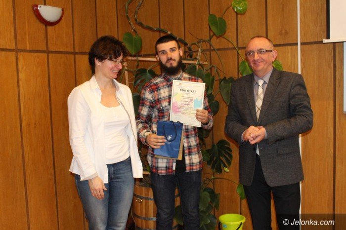 ue-studenci-z-ukrainy-z-wizyta-w-jeleniej-gorze-foto-61993