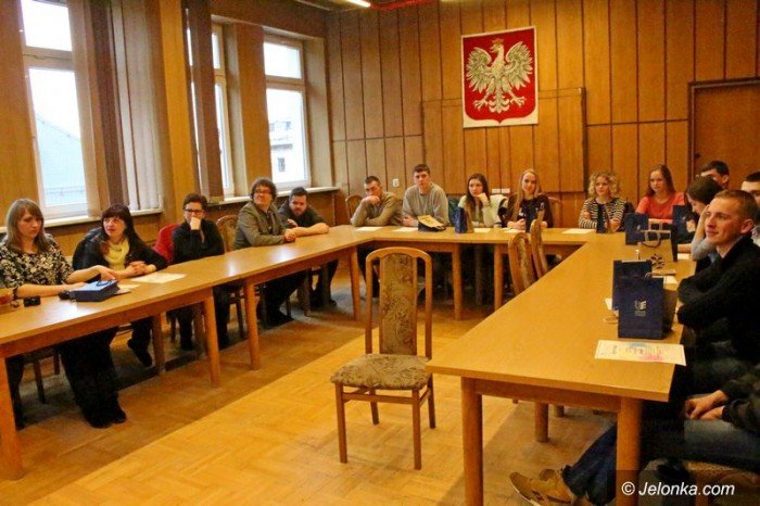ue-studenci-z-ukrainy-z-wizyta-w-jeleniej-gorze-foto-61993