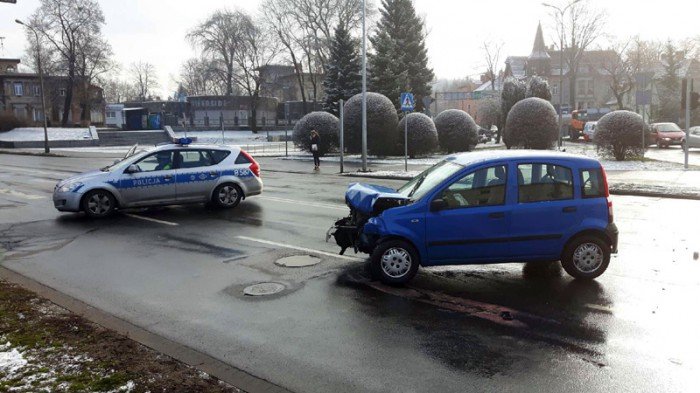 wypadek-na-ul-wolnosci-foto-62041
