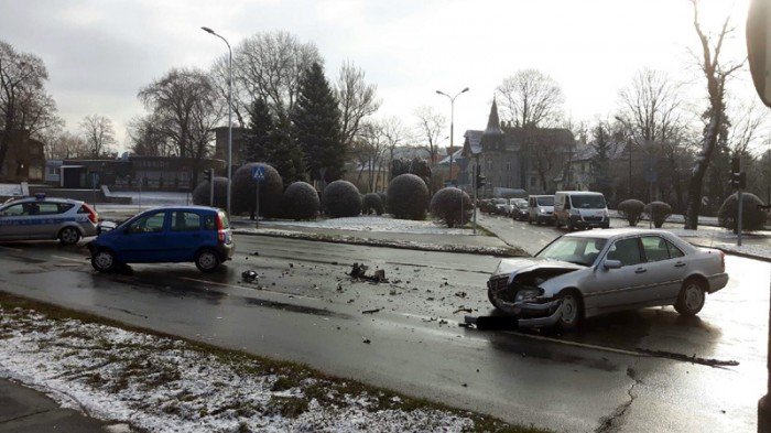 wypadek-na-ul-wolnosci-foto-62041
