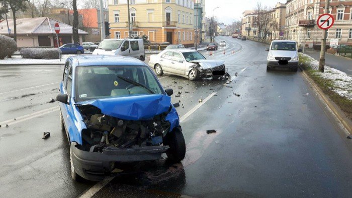 wypadek-na-ul-wolnosci-foto-62041