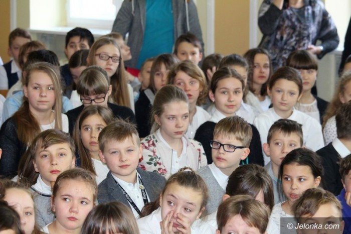 uczniowie-sp-2-spotkali-sie-z-mistrzynia-foto-62044