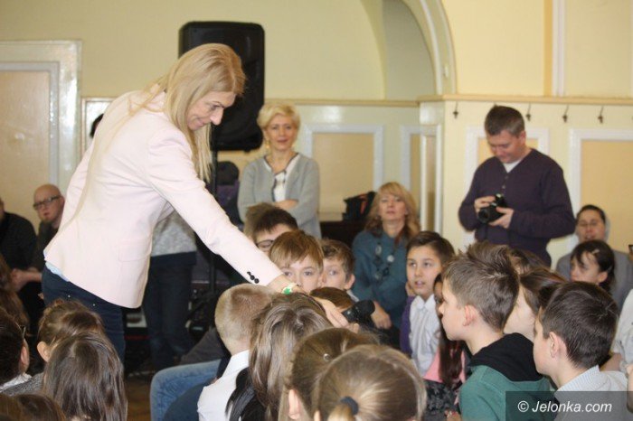 uczniowie-sp-2-spotkali-sie-z-mistrzynia-foto-62044