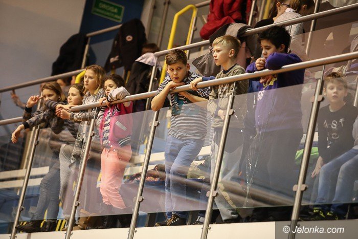 uroczyste-otwarcie-koszykarskiej-oom-z-przygodami-foto-62086