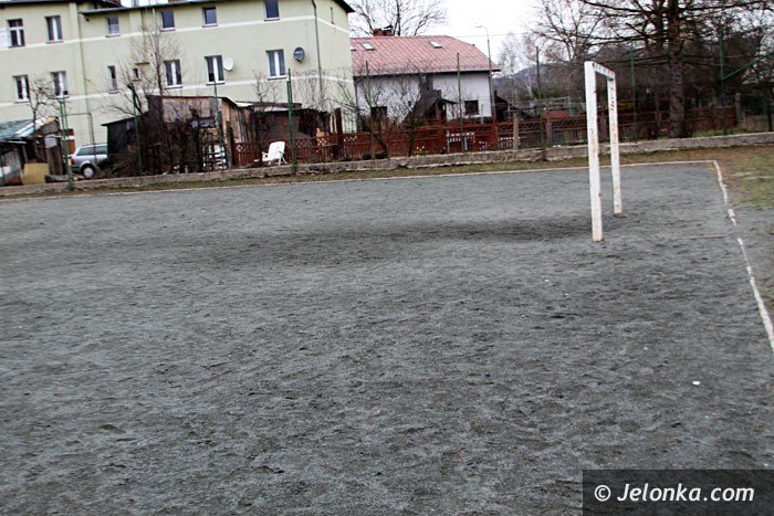piatka-w-koncu-bedzie-miaa-dobre-boisko-foto-62233