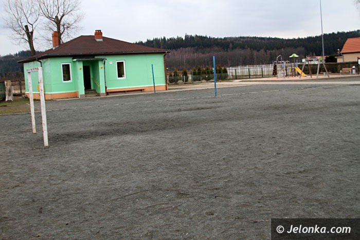 piatka-w-koncu-bedzie-miaa-dobre-boisko-foto-62233