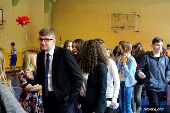 szostoklasisci-zwiedzili-jedynke-foto-62249