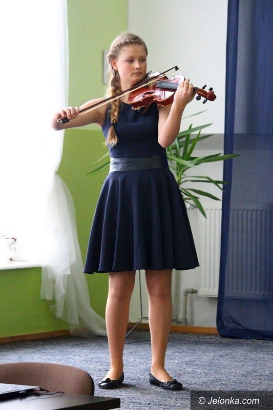 szostoklasisci-zwiedzili-jedynke-foto-62249