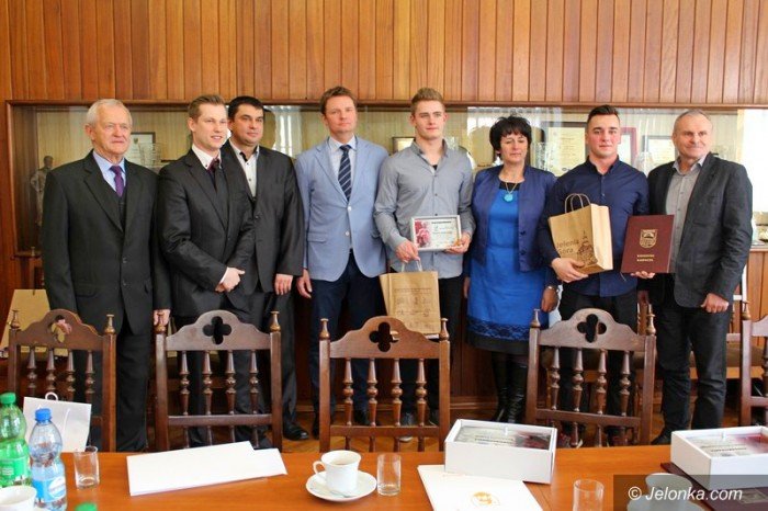 mistrzowie-swiata-goscili-w-ratuszu-foto-62327