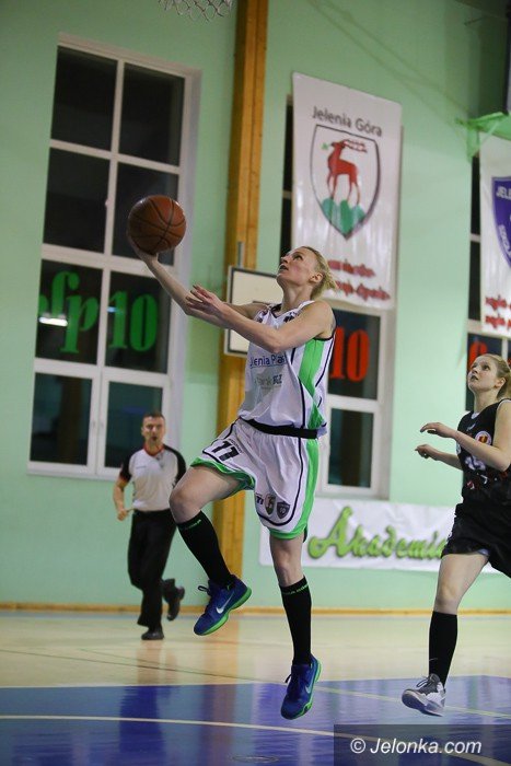kapitalny-wystep-koszykarek-karkonoszy-foto-62352