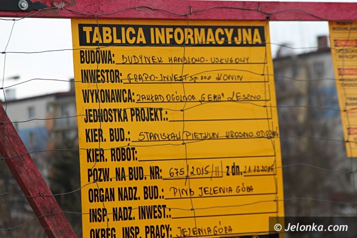 polomarket-w-miejscu-chaszczy-foto-62355