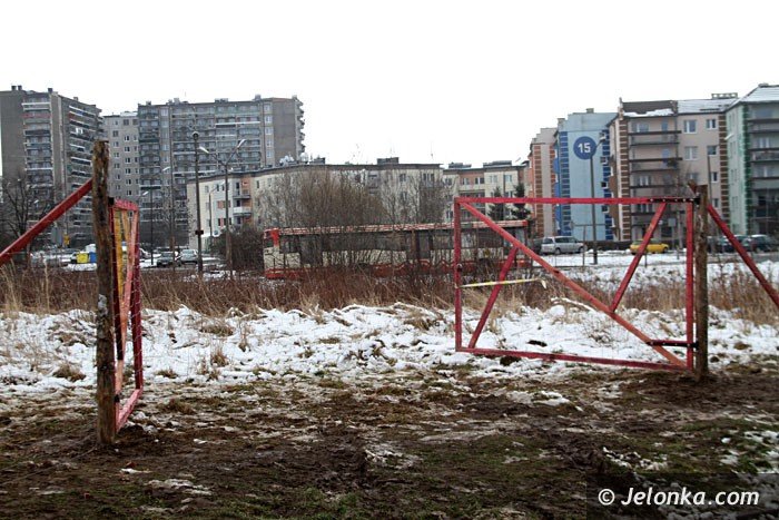 polomarket-w-miejscu-chaszczy-foto-62355