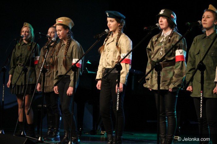 patriotyczne-piesni-rozbrzmiay-w-jcku-foto-62376