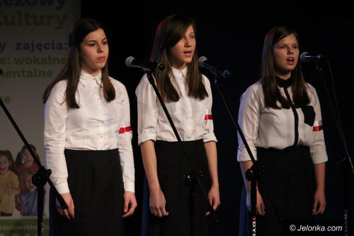 patriotyczne-piesni-rozbrzmiay-w-jcku-foto-62376