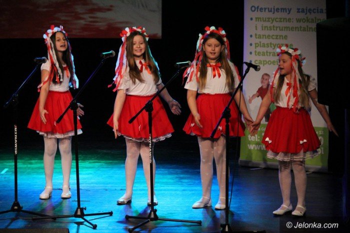 patriotyczne-piesni-rozbrzmiay-w-jcku-foto-62376