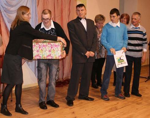 niepenosprawni-w-konkursie-inscenizacji-bajek-foto-62398