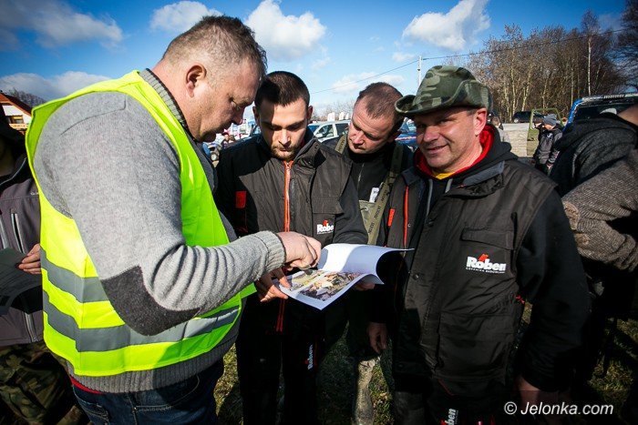 ekstremalny-rajd-po-bocie-trwa-foto-62607