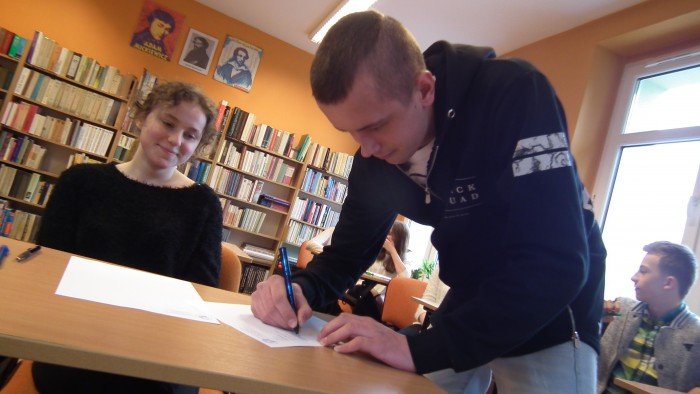 w-norwidzie-byo-dyktando-dla-gimnazjalistow-foto-62632