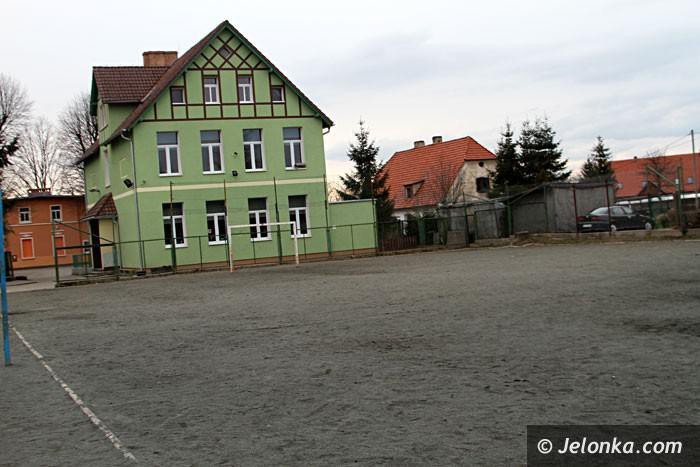 kto-wybuduje-boisko-przy-piatce-foto-62736