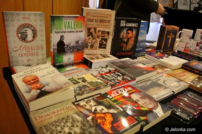 o-zapleczu-ideologicznym-tzw-panstwa-islamskiego-foto-62739