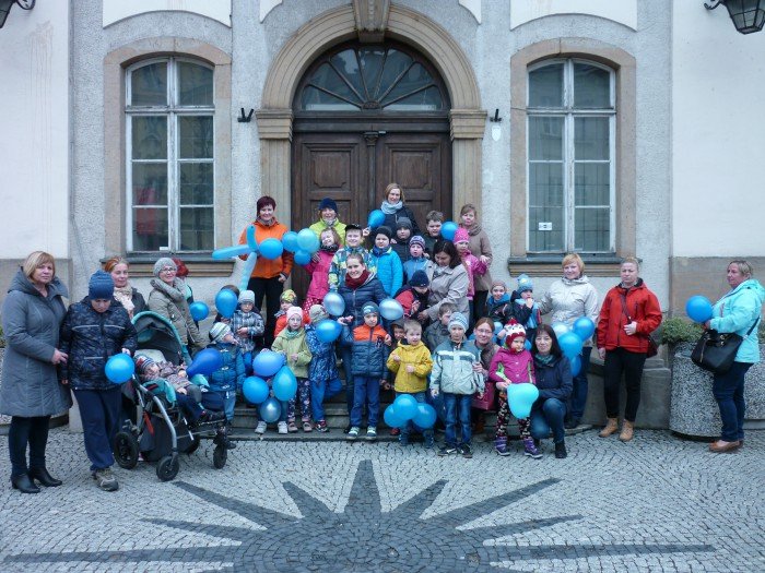 na-niebiesko-dla-autyzmu-foto-62784