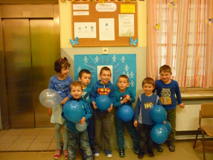 na-niebiesko-dla-autyzmu-foto-62784